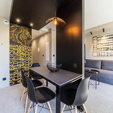 Escape In The Heart Of Lyon 4 People With Balcony Part-Dieu Exterior foto