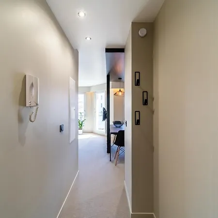 Escape In The Heart Of Lyon 4 People With Balcony Part-Dieu Exterior foto